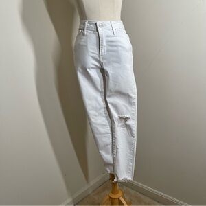 Levi’s Women’s White 721 -SZ 26 - High Rise Distressed Skinny Ankle Jeans